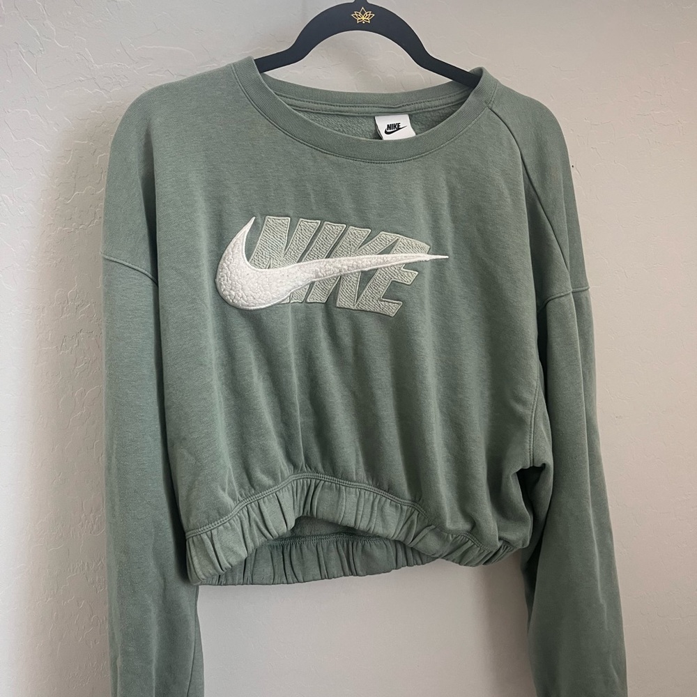 Nike Green Cropped Relaxed Hoodie